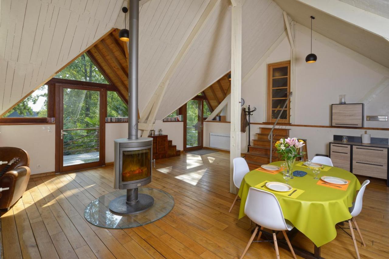 La Maison Dans Les Bois Soucelles Buitenkant foto