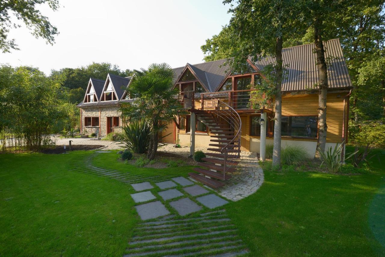 La Maison Dans Les Bois Soucelles Buitenkant foto