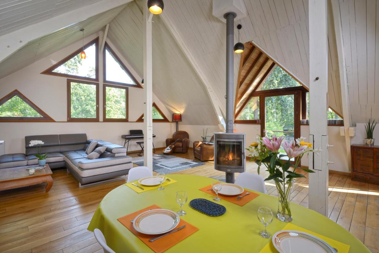 La Maison Dans Les Bois Soucelles Buitenkant foto