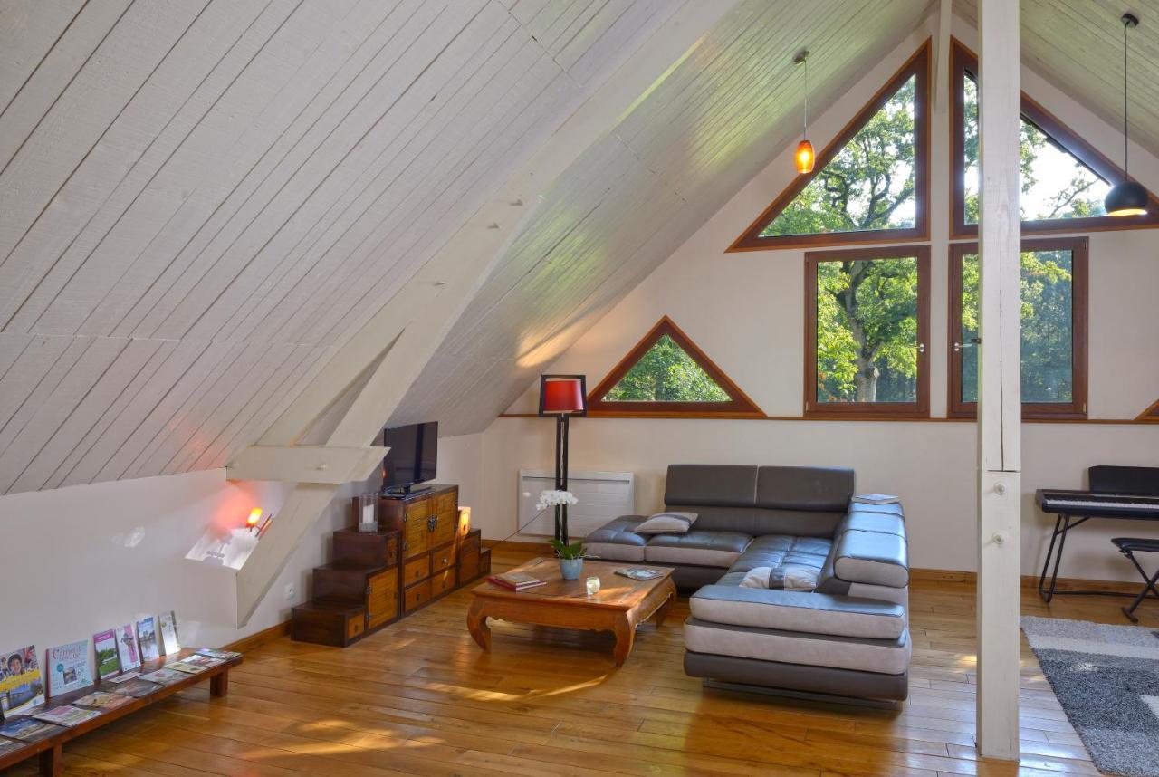 La Maison Dans Les Bois Soucelles Buitenkant foto